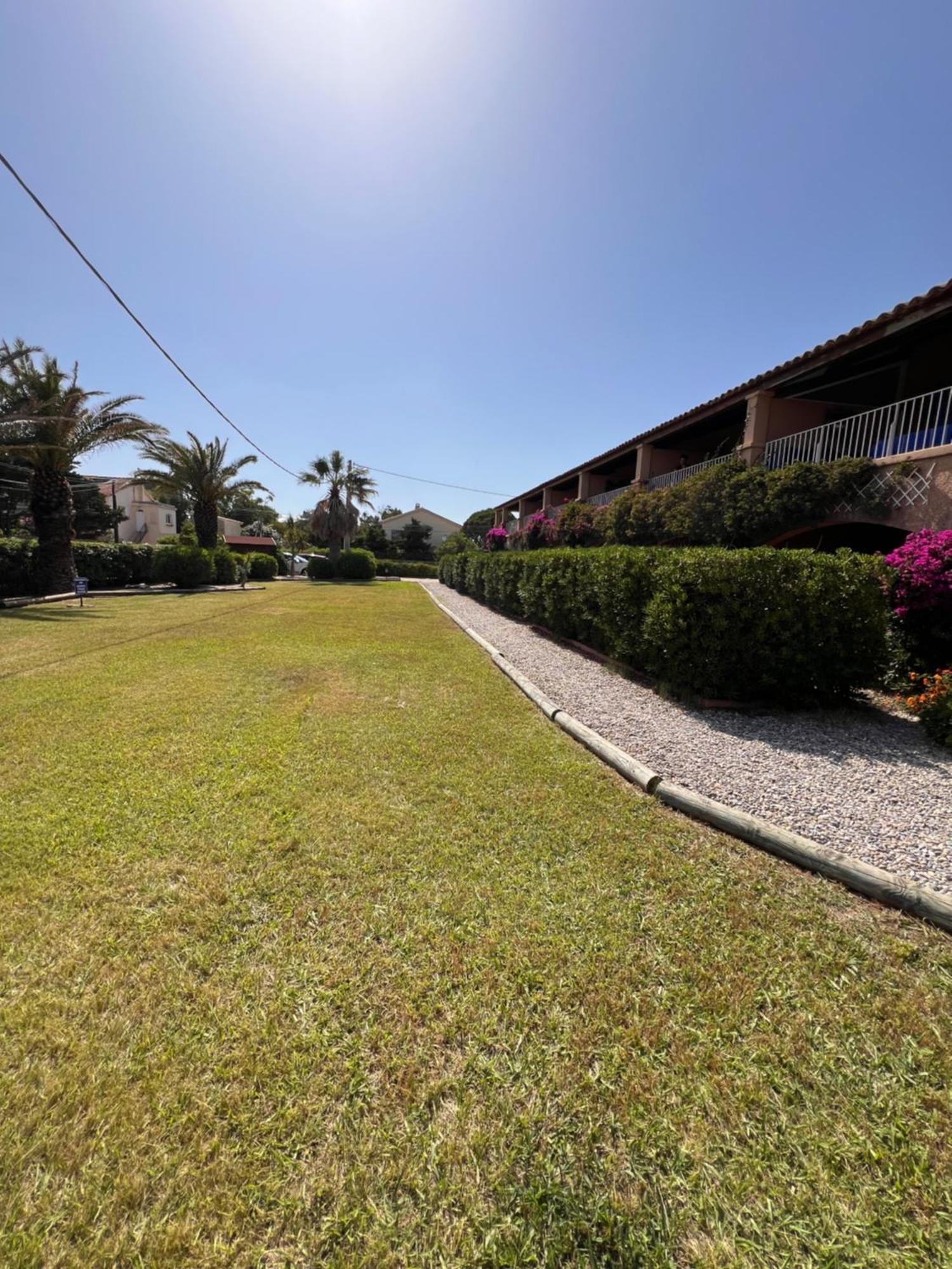 شقة La Bergerie Hyères المظهر الخارجي الصورة